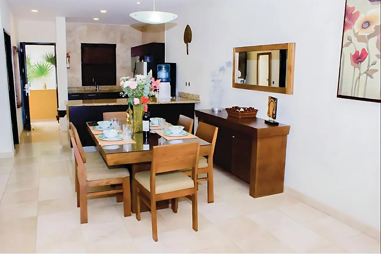 Faro 201 Beachfront Apartment With Ocean View, Close To 5Th Av プレヤデルカーメン 0*,  メキシコ