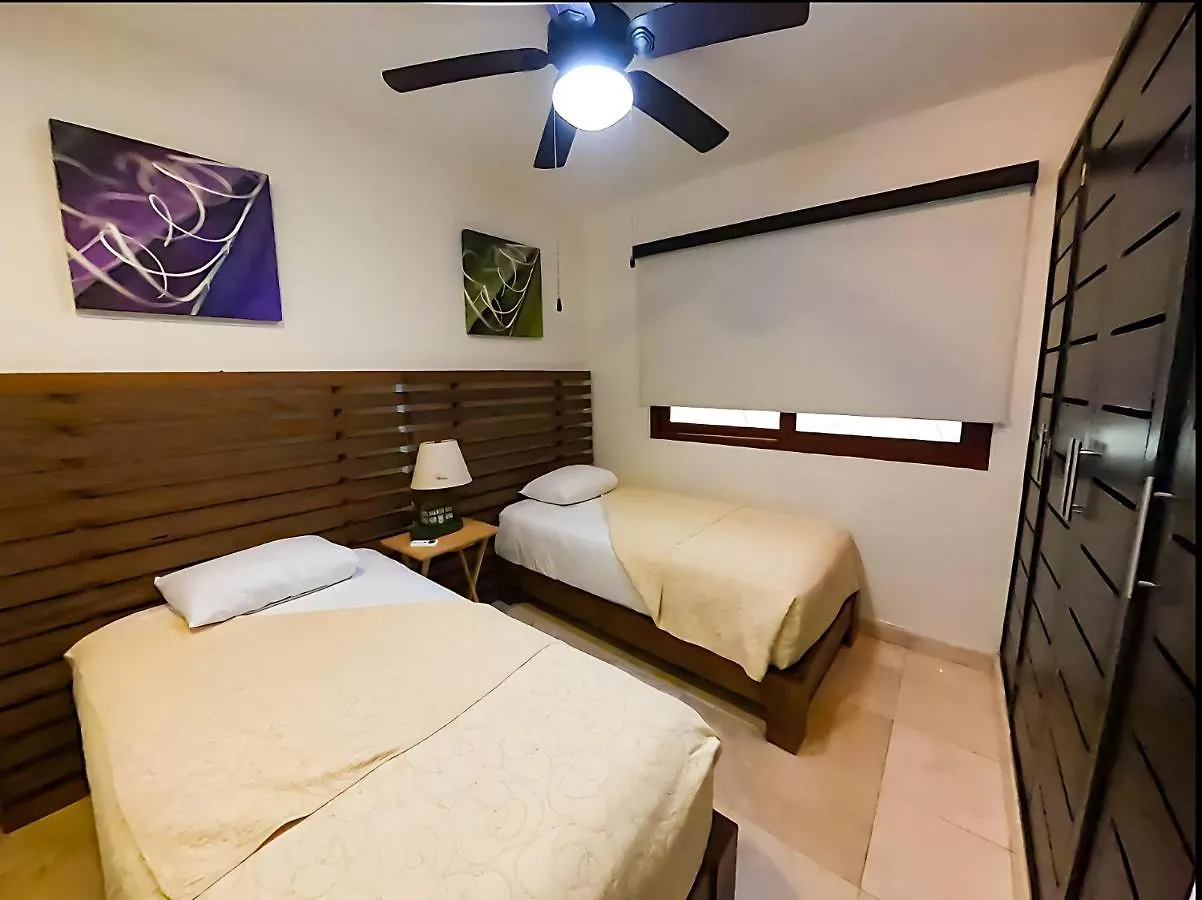Faro 201 Beachfront Apartment With Ocean View, Close To 5Th Av プレヤデルカーメン
